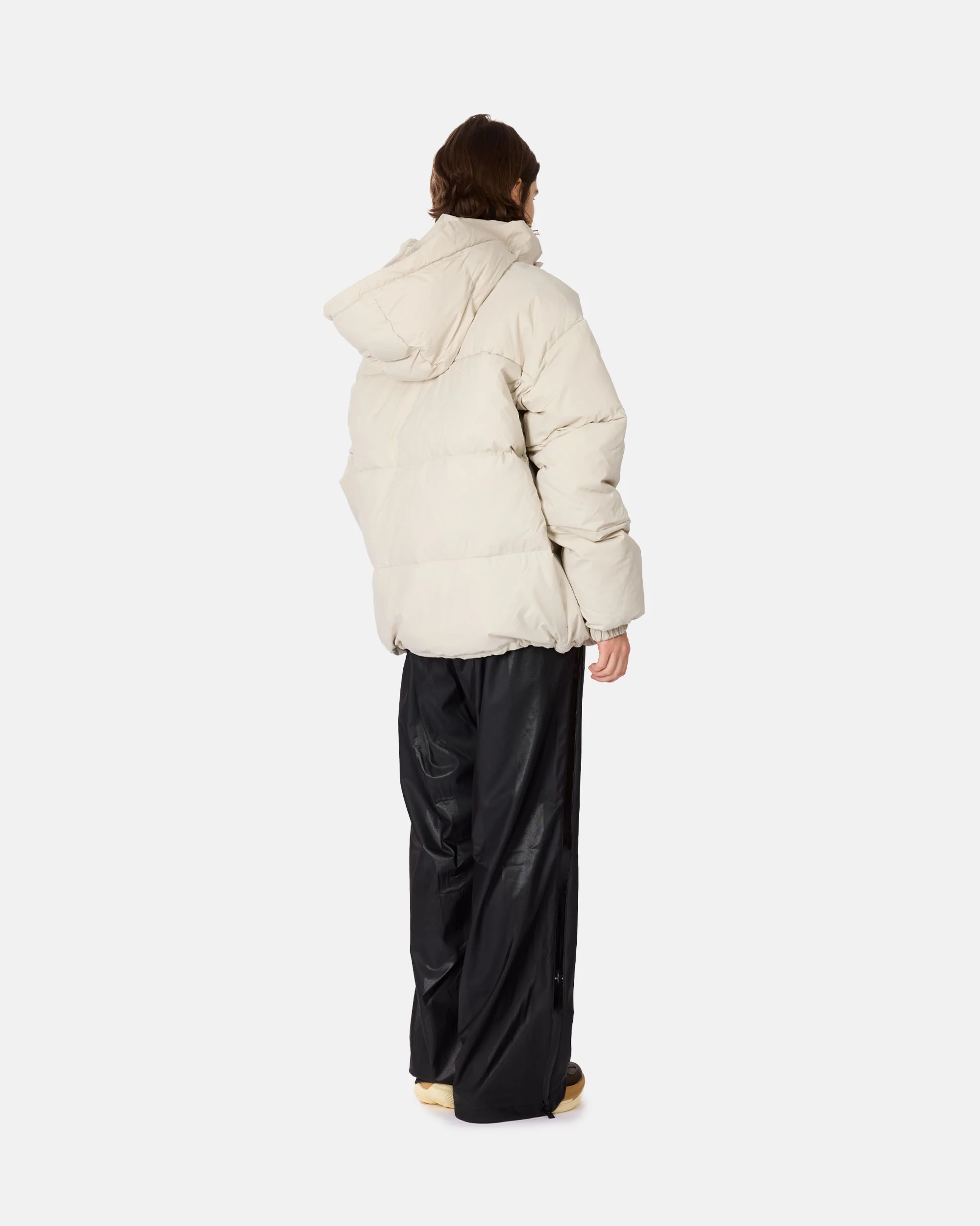 Dyngja Down Jacket - Image 6