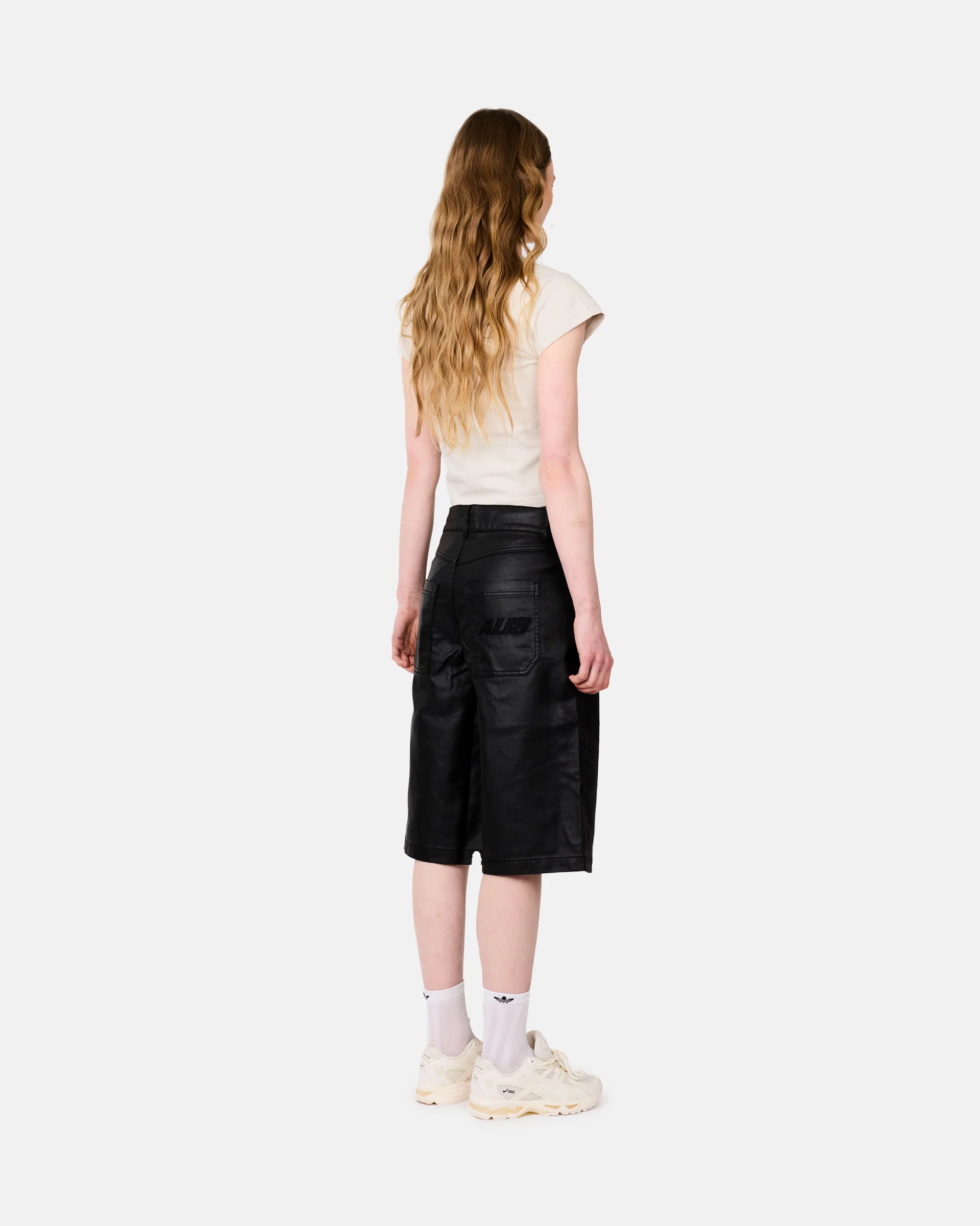 Chaz Wide Fit Denim Shorts - Image 4