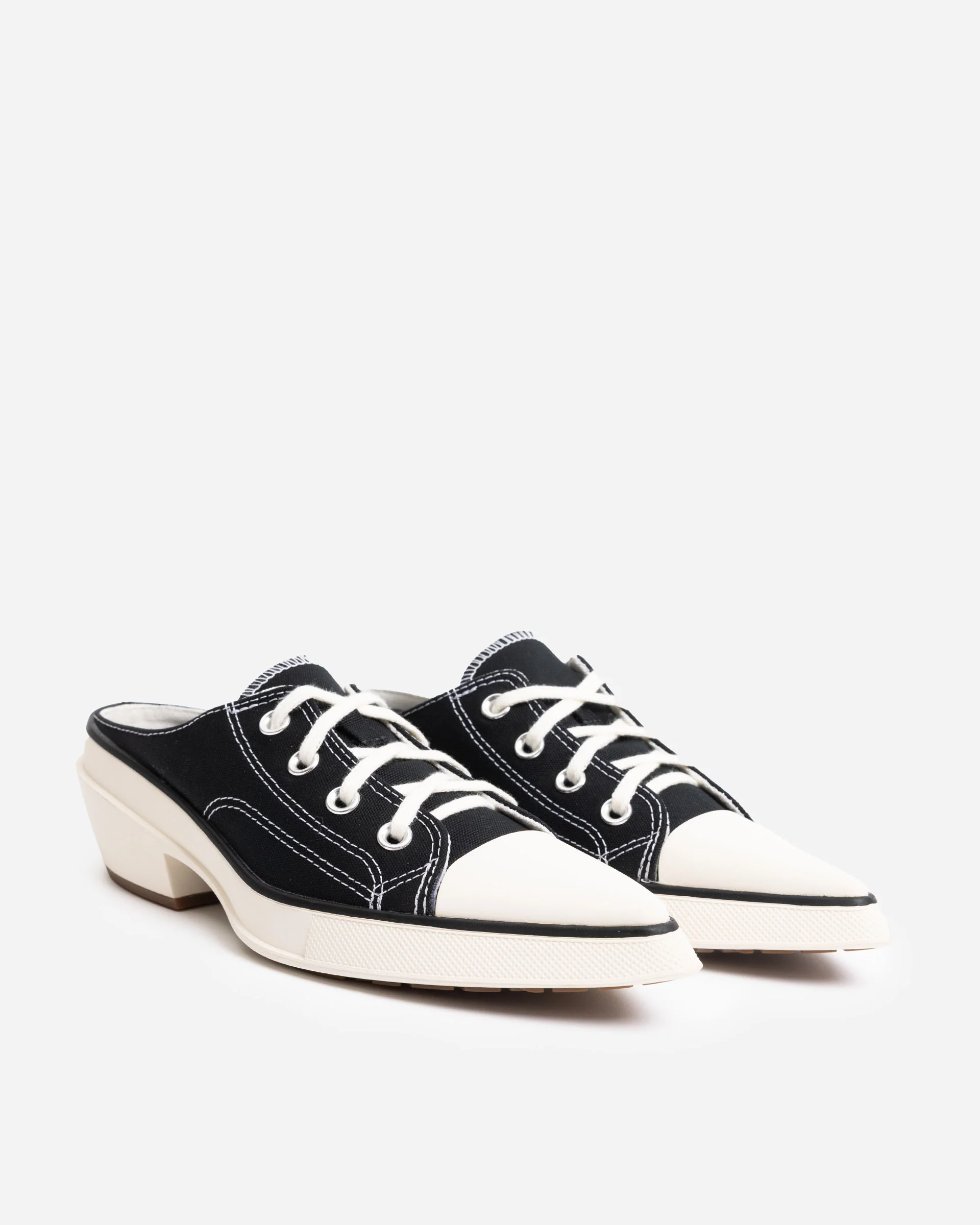 Chuck 70 De Luxe Pointed Mule - Image 2