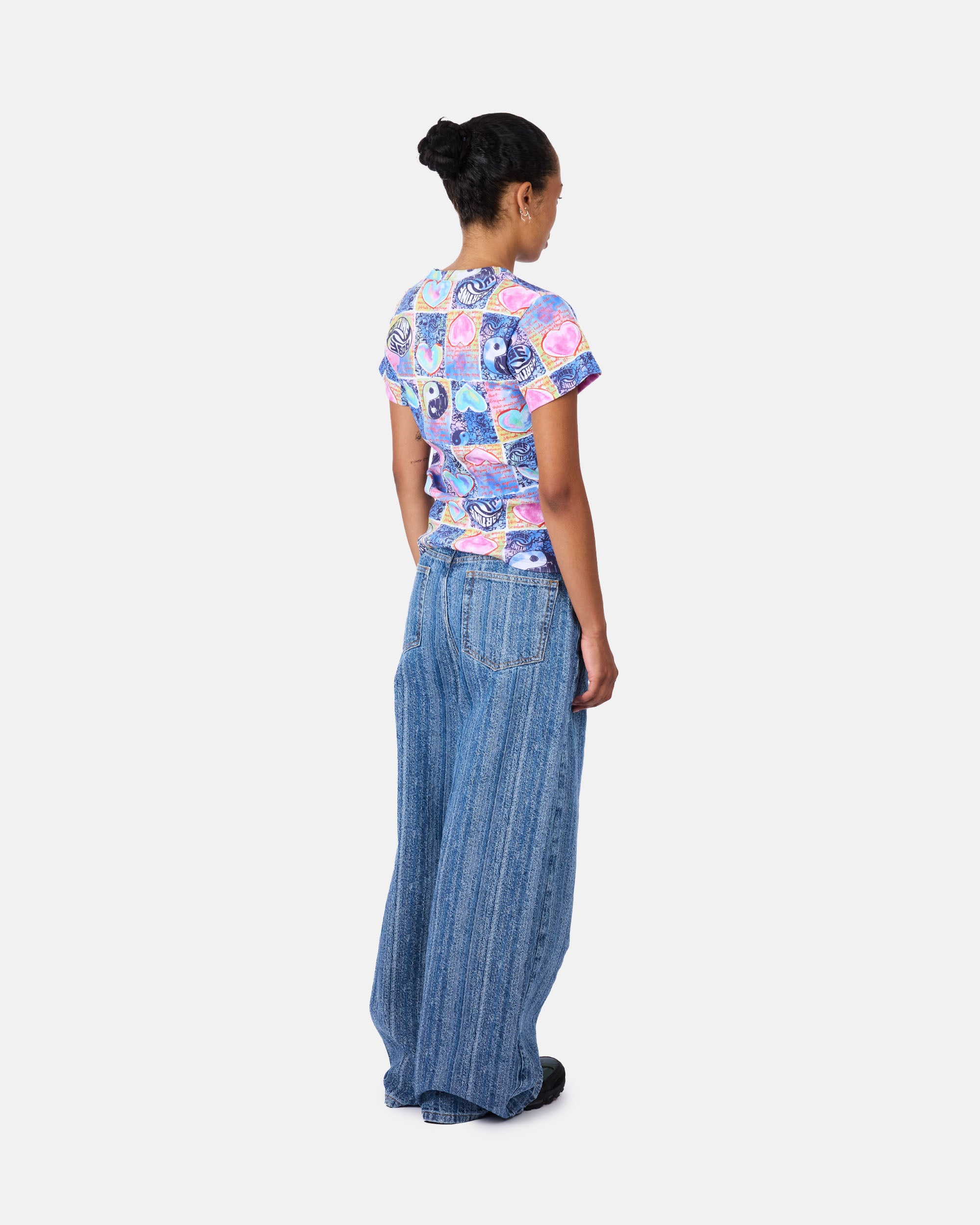Shrunken T-shirt - Image 5
