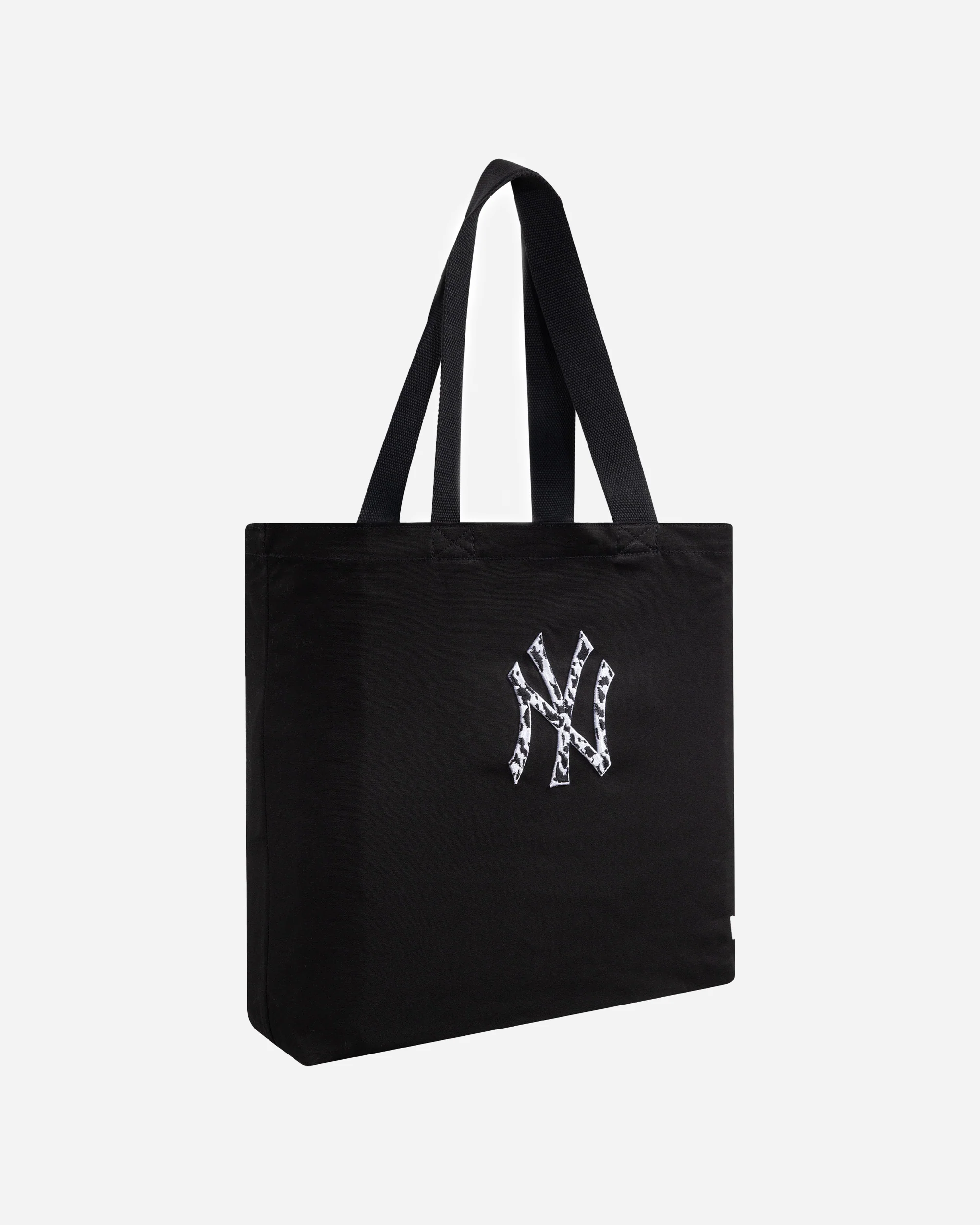 Animal Infill Canvas Tote Neyyan - Image 4