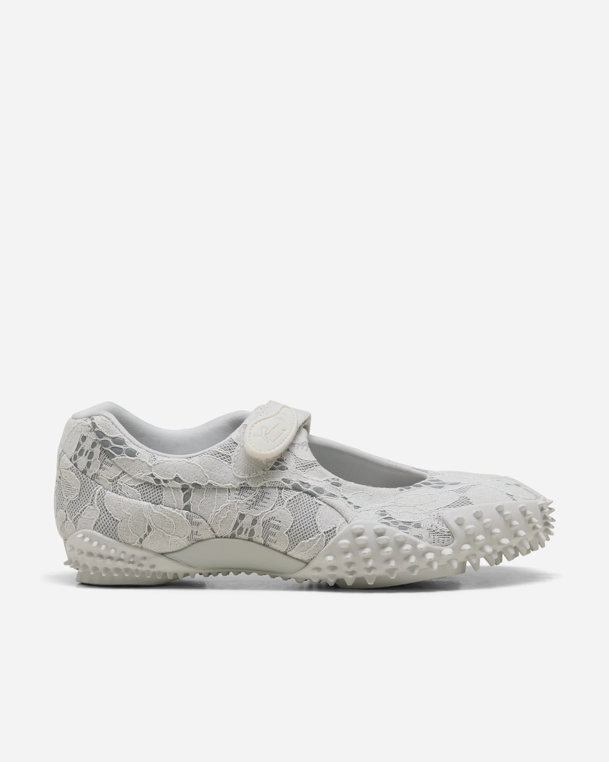 Mostro Fey Lace