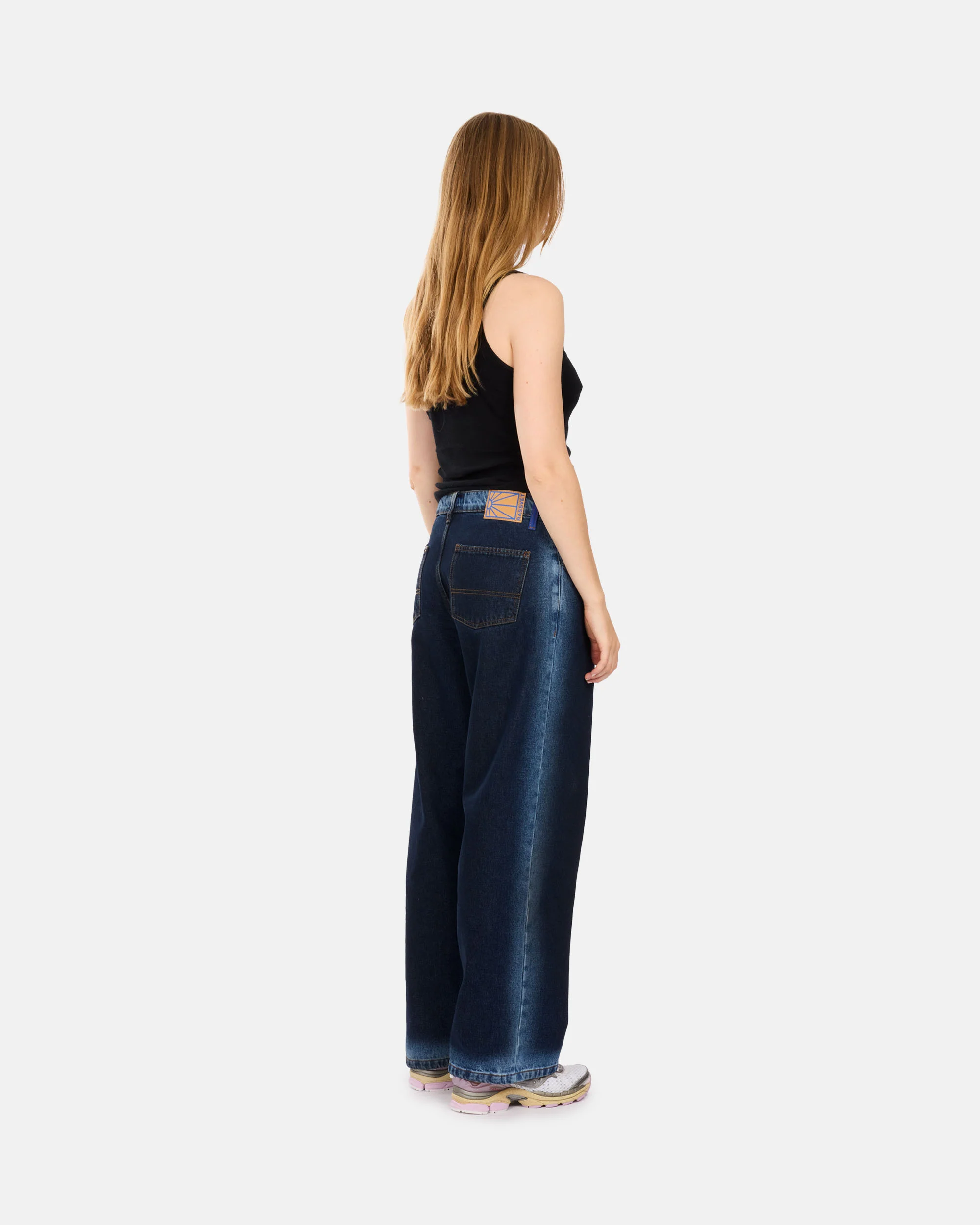 Shadow Wash Baggy Denim Pants - Image 4